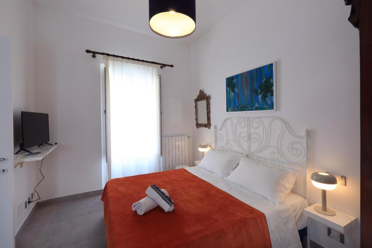 Home 29 Taormina City Center Екстер'єр фото